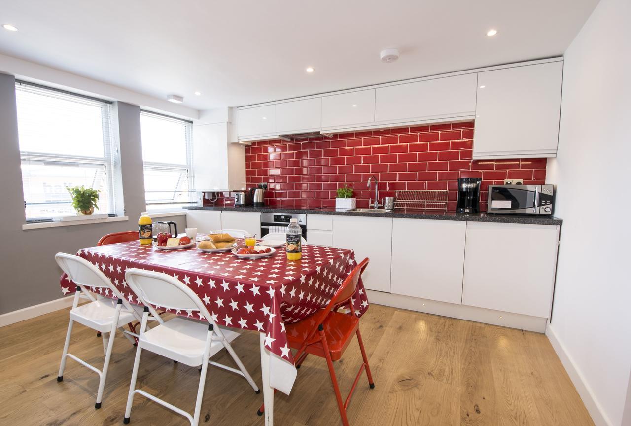 London Deluxe Apartments มิทแชม ภายนอก รูปภาพ