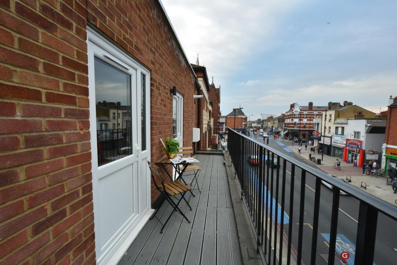 London Deluxe Apartments มิทแชม ภายนอก รูปภาพ