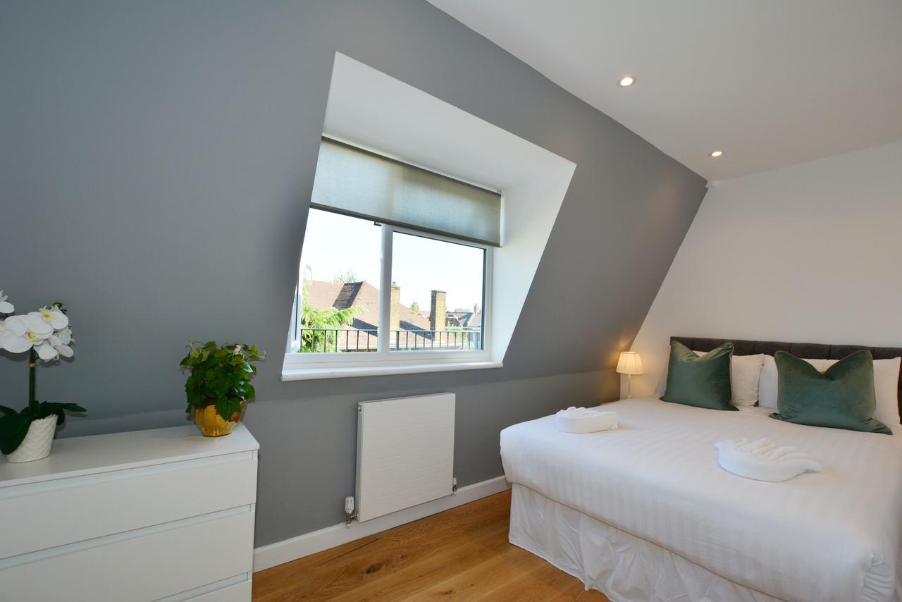 London Deluxe Apartments มิทแชม ภายนอก รูปภาพ