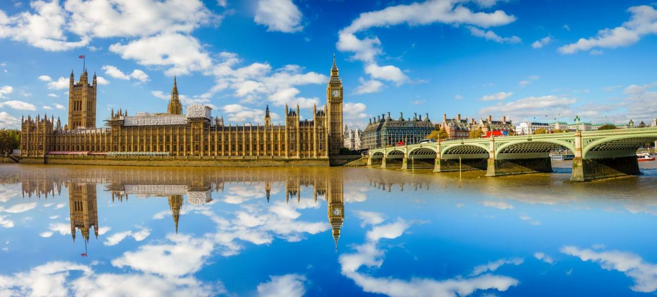 London Deluxe Apartments มิทแชม ภายนอก รูปภาพ